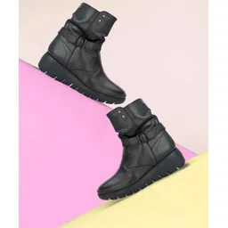 light weight, mid heel wedge ankle Boots For Women