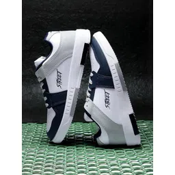 FABBMATE Men Colourblocked Sneakers