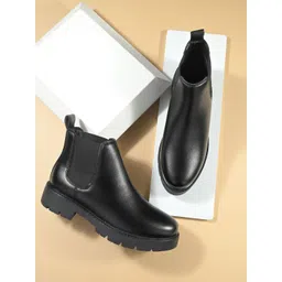 Layasa Women Chelsea Boots