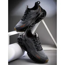 Action Men Running Non-Marking Shoes