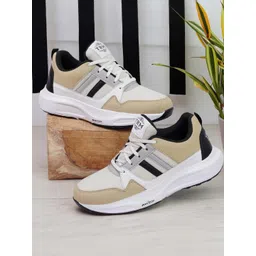 TRM Men Synthetic Leather Sneakers