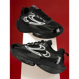 FreeMo Men Black Casual Shoes