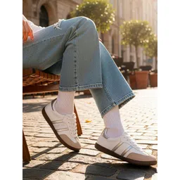 Carlton London sports Women Colourblocked Sneakers