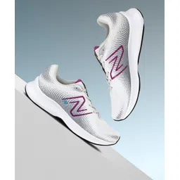 New Balance Womens E42IN Sports shoes Running Shoes For Women