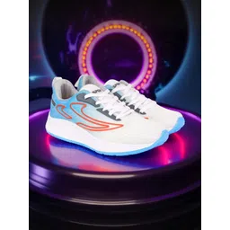 DRACKFOOT Men Colourblocked Sneakers