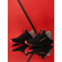 Jack & Jones Men Woven Design Colourblocked Sneakers