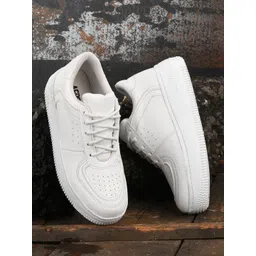 AfroJack Women Solid Sneakers