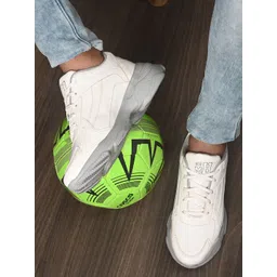 Mast & Harbour Men White Casual Sneakers