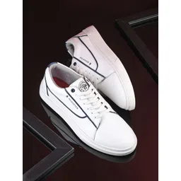 The Roadster Lifestyle Co Men Lightweight Casual Sneakers