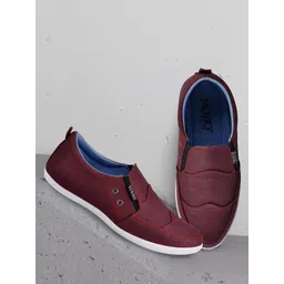 FAUSTO Men Red Solid Slip-On Sneakers