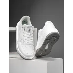 Red Tape Men Round Toe Memory Foam Sneakers