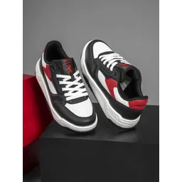 Red Tape Men Round Toe Memory Foam Sneakers