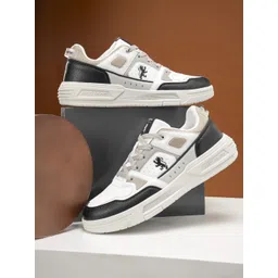 Red Tape Men Round Toe Memory Foam Sneakers