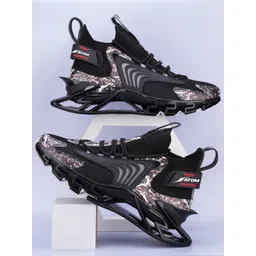 Atom Men SpringEdge Alpha 2 Printed Mesh Basics Sneakers