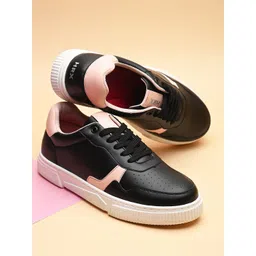 HRX by Hrithik Roshan Women Round Toe Lightweight Sneakers