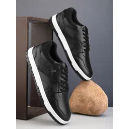 HRX by Hrithik Roshan Men Round Toe Lace Up Lightweight Sneakers