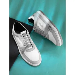 HRX by Hrithik Roshan Men White Gamescape Colourblocked Round Toe Lightweight Sneakers