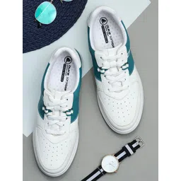 Duke Men Colourblocked Perforated Sneakers