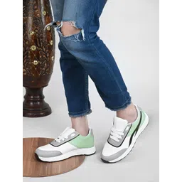 XE Looks Women Colourblocked Lightweight Comfort Insole Sneakers