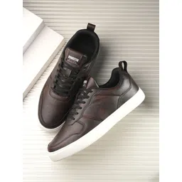 The Roadster Lifestyle Co. Men Brown Textured Comfort Insole Contrast Sole Sneakers