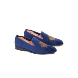 GRIFFIN Men Blue Woven Design Slip-On Sneakers