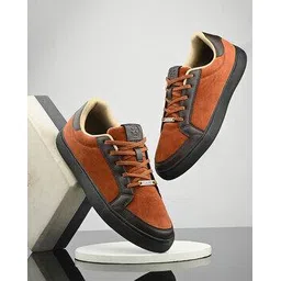 Men Casual Shoes with Suede Upper