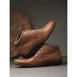 Egoss Men Textured Round Toe Leather Regular Boots