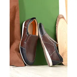 Roadster Men Colourblocked PU Slip-On Sneakers