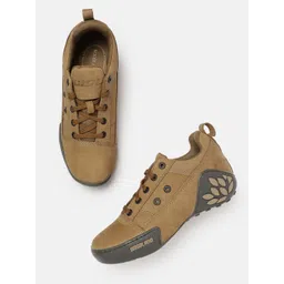 Woodland Men Nubuck Moisture Absorbent Sneakers
