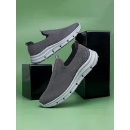 NEW LIMITS Men Mesh Walking Shoes