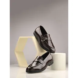 PROPRIDE Men Colourblocked Patent Leather Sneakers