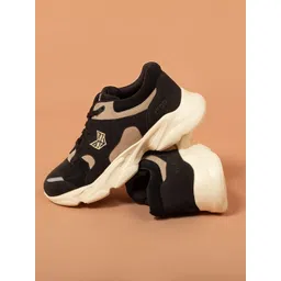 Big Fox Men Printed Leather Sneakers