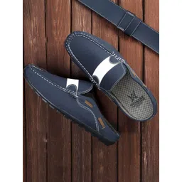 Woakers Men Colourblocked Sneakers