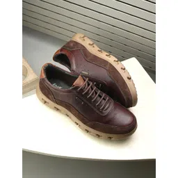 MONDAIN Men Round Toe Leather Sneakers