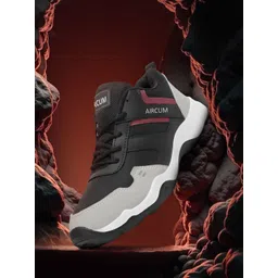Aircum Men Sneakers