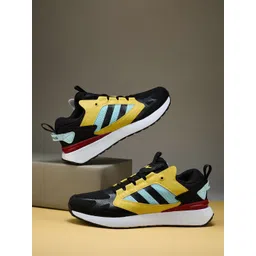 Campus Men Colourblocked Lace-Up Sneakers
