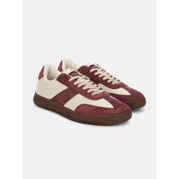 United Colors of Benetton Men Colourblocked PU Sneakers