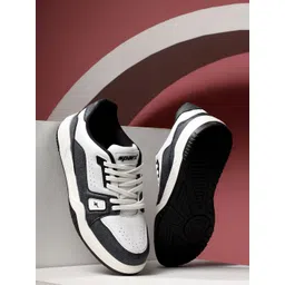 Sparx Men Lace-Ups Sneakers