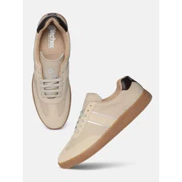 glitchez Men Lace-Ups Contrast Sole Sneakers