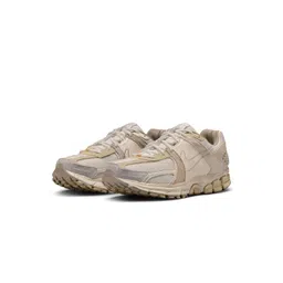 Nike Zoom Vomero 5 Men's Shoes