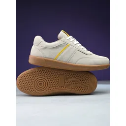 Roadster Men Leather Sneakers