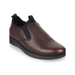 Metro Men Perforations Leather Slip-On Sneakers