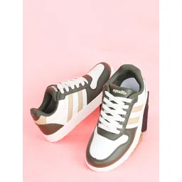 Aqualite Men Colourblocked Sneakers