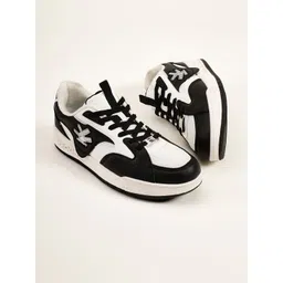 WROGN Men Colourblocked Round Toe Lace Ups Sneakers