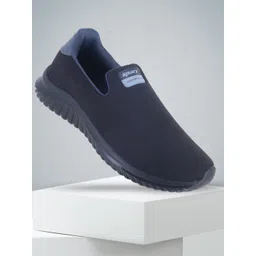 Sparx Men Slip-On Sneakers