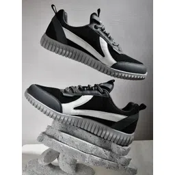 IMPAKTO Men Mesh Walking Shoes