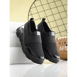 The Roadster Lifestyle Co. Women Black Textured Lightweight Memory Foam  Slip-On Sneakers