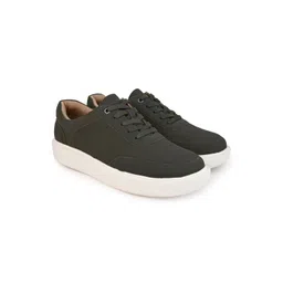The Roadster Lifestyle Co Men Casual Lightweight Sneakers