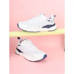 Aqualite Men Mesh Walking Shoes