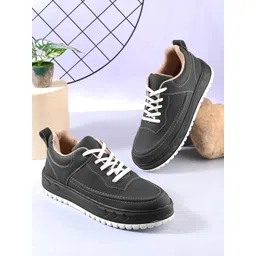 The Roadster Lifestyle Co. Men Round Toe Lace Up Lightweight Casual Sneakers Shoes